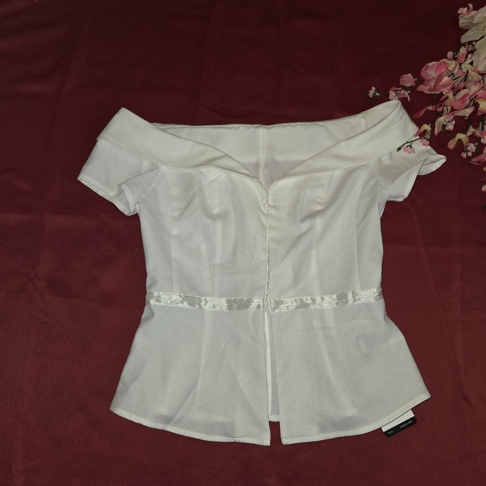 Anewsta Elegant White Off-Shoulder Blouse